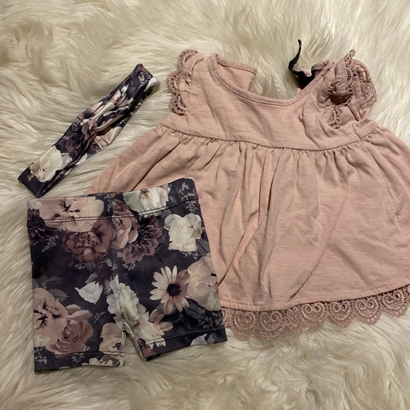 3/25$ Cynthia Rowley 3 Piece matching set Shorts and Dress Headband Size 3-6 mos - Picture 1 of 5